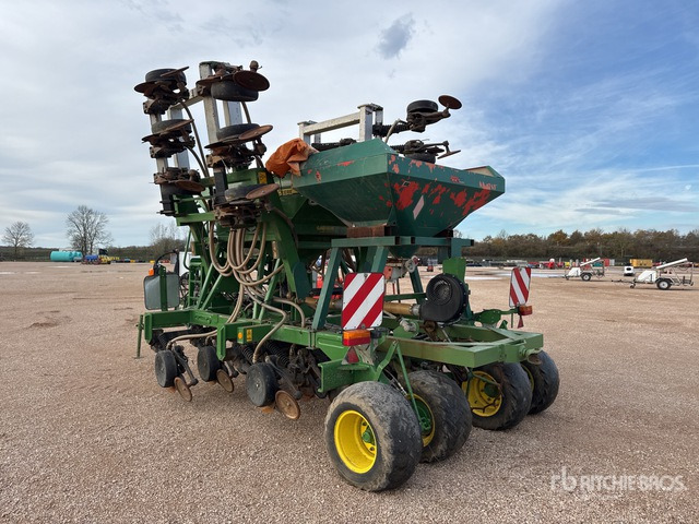 2011 John Deere 750A 6 m Semi-Mount Semoir Simplifie ... Air Seeder - Сеялка: снимка 3 2011 John Deere 750A 6 m Semi-Mount Semoir Simplifie ... Air Seeder - Сеялка: снимка 3