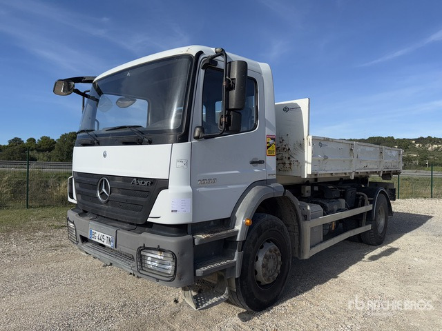 2011 Mercedes-Benz Axor 1833 Camion Amplirol Roll-Off Truck - Мултилифт с кука камион: снимка 2 2011 Mercedes-Benz Axor 1833 Camion Amplirol Roll-Off Truck - Мултилифт с кука камион: снимка 2