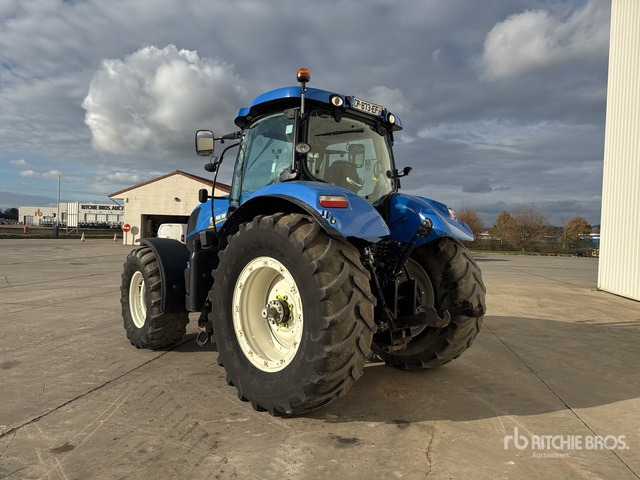 2012 New Holland T7.210 sw 4x4 Tracteur Agricole 4WD Tractor - Трактор: снимка 2 2012 New Holland T7.210 sw 4x4 Tracteur Agricole 4WD Tractor - Трактор: снимка 2