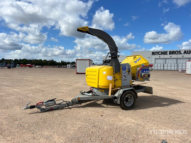 2012 TS Industrie 350ME Broyeur A Vegetaux Wood Chipper - Дробилка за дървесина: снимка 1 2012 TS Industrie 350ME Broyeur A Vegetaux Wood Chipper - Дробилка за дървесина: снимка 1