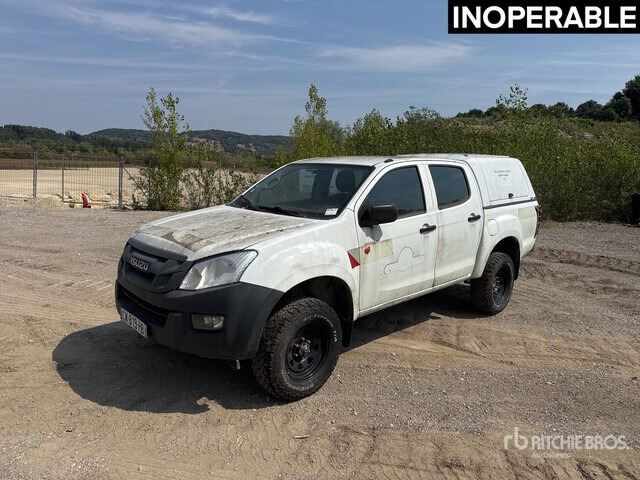 2013 Isuzu D-Max 4x4 Extended Cab (Inoperable) Pickup - Пикап: снимка 1 2013 Isuzu D-Max 4x4 Extended Cab (Inoperable) Pickup - Пикап: снимка 1