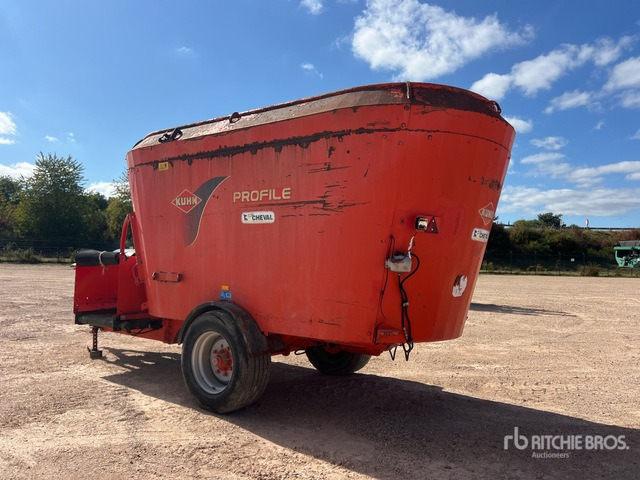 2013 Kuhn Profile 1880 Melangeuse Distributrice 1 Essi ... Feed Mixer - Миксер-вагон: снимка 3 2013 Kuhn Profile 1880 Melangeuse Distributrice 1 Essi ... Feed Mixer - Миксер-вагон: снимка 3