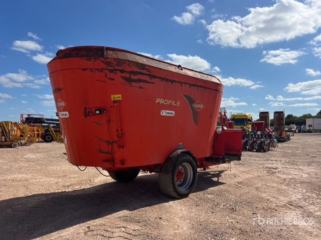 2013 Kuhn Profile 1880 Melangeuse Distributrice 1 Essi ... Feed Mixer - Миксер-вагон: снимка 4 2013 Kuhn Profile 1880 Melangeuse Distributrice 1 Essi ... Feed Mixer - Миксер-вагон: снимка 4