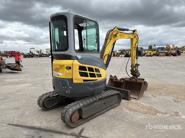 2013 New Holland E35B SR Pelle Sur Chenilles Tracked Excavator - Верижен багер: снимка 4 2013 New Holland E35B SR Pelle Sur Chenilles Tracked Excavator - Верижен багер: снимка 4