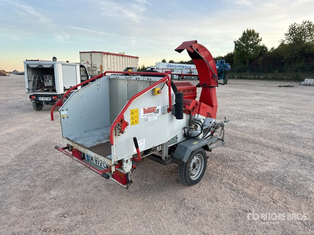 2014 Bugnot 55 BVN56 Broyeur A Vegetaux (Inoperable) Wood Chipper - Дробилка за дървесина: снимка 4 2014 Bugnot 55 BVN56 Broyeur A Vegetaux (Inoperable) Wood Chipper - Дробилка за дървесина: снимка 4