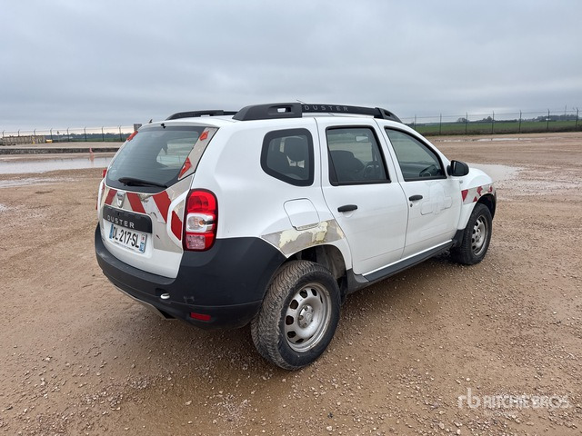 2014 DACIA Duster 4x4 4WD SUV (Inoperable) SUV - Джип: снимка 3 2014 DACIA Duster 4x4 4WD SUV (Inoperable) SUV - Джип: снимка 3