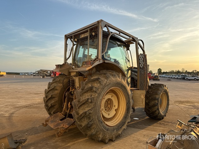 2017 Valtra T174 (Inoperable) 4WD Tractor - Трактор: снимка 4 2017 Valtra T174 (Inoperable) 4WD Tractor - Трактор: снимка 4