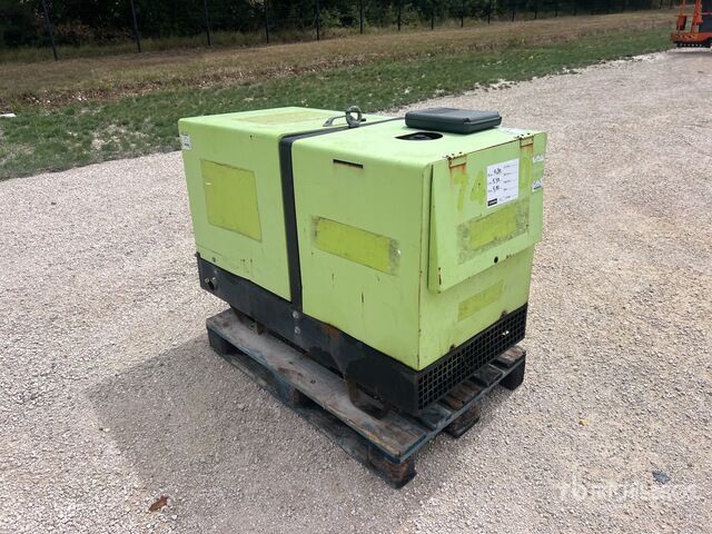 2018 Pramac P11000 Containerized Groupe Electrogene Generator Set - Електрогенератор: снимка 4 2018 Pramac P11000 Containerized Groupe Electrogene Generator Set - Електрогенератор: снимка 4
