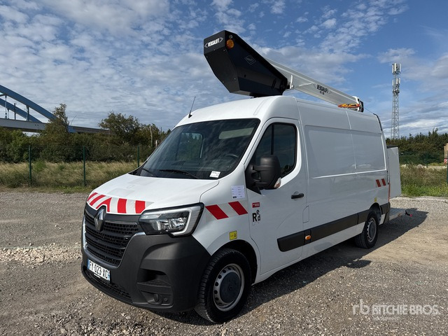 2021 Renault Master 145 DXI 2021 Versalift VTL 135 13 m on ... Bucket Truck - Автовишка: снимка 1 2021 Renault Master 145 DXI 2021 Versalift VTL 135 13 m on ... Bucket Truck - Автовишка: снимка 1