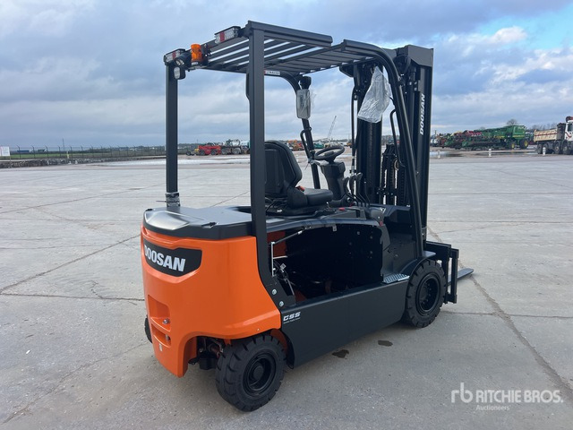 2023 Doosan B35X-7 PLUS 3500 kg Chariot Elevateur Elect ... Electric Forklift - Електрокар: снимка 3 2023 Doosan B35X-7 PLUS 3500 kg Chariot Elevateur Elect ... Electric Forklift - Електрокар: снимка 3