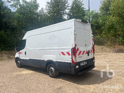 IVECO 35S14 Vehicule Utilitaire - Товарен бус: снимка 2 IVECO 35S14 Vehicule Utilitaire - Товарен бус: снимка 2