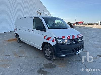 VOLKSWAGEN TRANSPORTER 4 M Vehicule Utilitaire - Товарен бус: снимка 4 VOLKSWAGEN TRANSPORTER 4 M Vehicule Utilitaire - Товарен бус: снимка 4