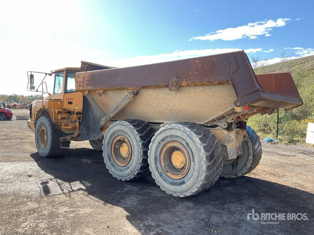 2005 Volvo A30D 6x6 Articulated Dump Truck - Съчленен самосвал: снимка 4 2005 Volvo A30D 6x6 Articulated Dump Truck - Съчленен самосвал: снимка 4