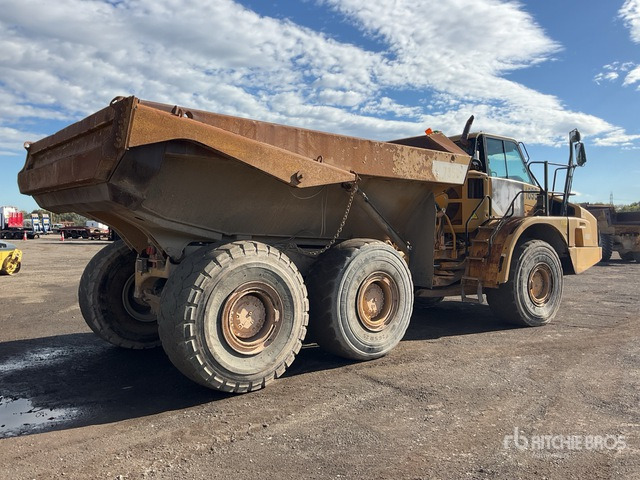 2011 Cat 735 6x6. Articulated Dump Truck - Съчленен самосвал: снимка 4 2011 Cat 735 6x6. Articulated Dump Truck - Съчленен самосвал: снимка 4