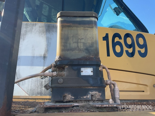 2011 Cat 735 6x6. Articulated Dump Truck - Съчленен самосвал: снимка 5 2011 Cat 735 6x6. Articulated Dump Truck - Съчленен самосвал: снимка 5