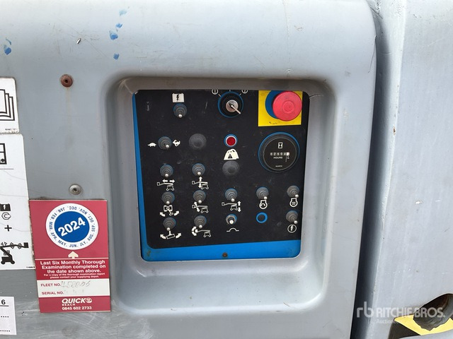 2011 Genie Z45/28 2WD Hybrid Articulating Boom Lift - Артикулираща платформа: снимка 5 2011 Genie Z45/28 2WD Hybrid Articulating Boom Lift - Артикулираща платформа: снимка 5