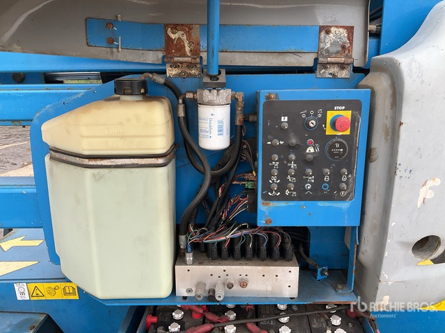 2012 Genie Z45/29 2WD Hybrid Articulating Boom Lift - Артикулираща платформа: снимка 5 2012 Genie Z45/29 2WD Hybrid Articulating Boom Lift - Артикулираща платформа: снимка 5