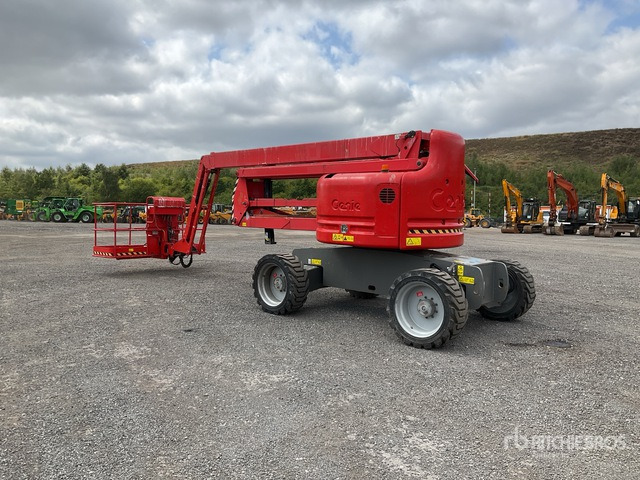 2012 Genie Z60 4WD Diesel Articulating Boom Lift - Артикулираща платформа: снимка 4 2012 Genie Z60 4WD Diesel Articulating Boom Lift - Артикулираща платформа: снимка 4