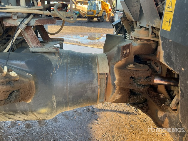 2013 Komatsu HM300-3 Articulated Dump Truck - Съчленен самосвал: снимка 4 2013 Komatsu HM300-3 Articulated Dump Truck - Съчленен самосвал: снимка 4