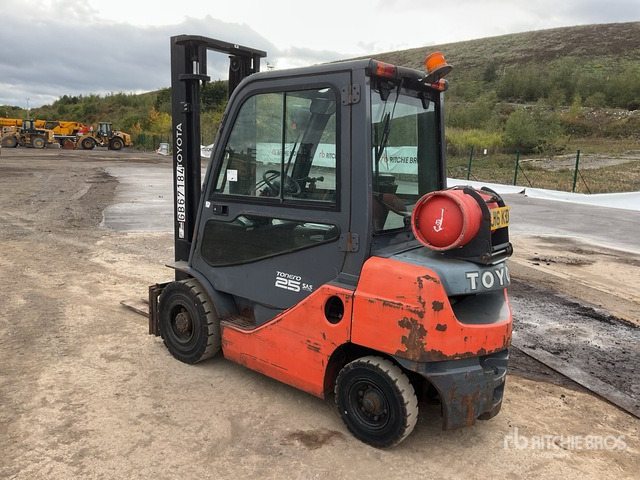 2014 Toyota 02-8FGF25 2014 Toyota 8FG25 Forklift Forklift - Газокар: снимка 4 2014 Toyota 02-8FGF25 2014 Toyota 8FG25 Forklift Forklift - Газокар: снимка 4