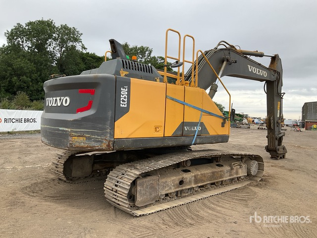 2014 Volvo EC250EL Tracked Excavator - Верижен багер: снимка 3 2014 Volvo EC250EL Tracked Excavator - Верижен багер: снимка 3