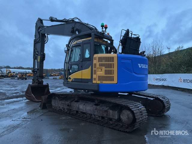 2014 Volvo ECR235DL Tracked Excavator - Верижен багер: снимка 3 2014 Volvo ECR235DL Tracked Excavator - Верижен багер: снимка 3