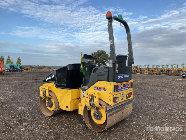 2015 Bomag 120AD-5 Double Drum Roller - Валяк: снимка 3 2015 Bomag 120AD-5 Double Drum Roller - Валяк: снимка 3