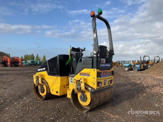 2015 Bomag 120AD-5 Double Drum Roller - Валяк: снимка 4 2015 Bomag 120AD-5 Double Drum Roller - Валяк: снимка 4