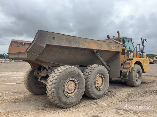 2015 Cat 725C Articulated Dump Truck - Съчленен самосвал: снимка 3 2015 Cat 725C Articulated Dump Truck - Съчленен самосвал: снимка 3