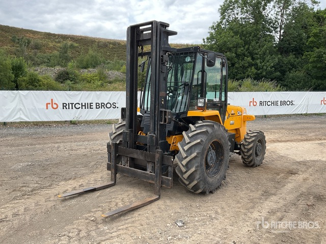 2015 JCB 926-4 2600 kg 4x4 Rough Terrain Forklift - Мотокар с висока проходимост: снимка 4 2015 JCB 926-4 2600 kg 4x4 Rough Terrain Forklift - Мотокар с висока проходимост: снимка 4