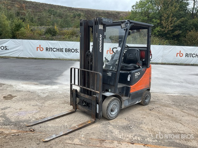 2016 Doosan G208C-5 2016 Doosan G208C-5 Forklift Forklift - Газокар: снимка 4 2016 Doosan G208C-5 2016 Doosan G208C-5 Forklift Forklift - Газокар: снимка 4