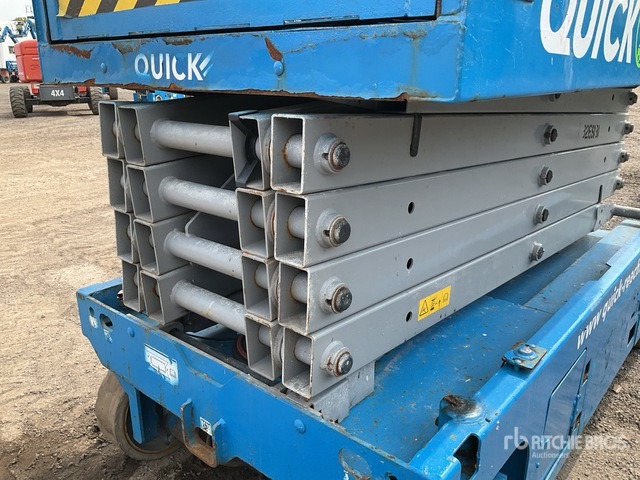 2016 Genie GS3246 Electric Scissor Lift - Ножична работна платформа: снимка 4 2016 Genie GS3246 Electric Scissor Lift - Ножична работна платформа: снимка 4