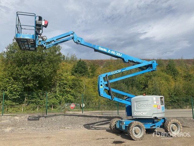 2016 Genie Z45/25J 4WD Diesel Articulating Boom Lift - Артикулираща платформа: снимка 1 2016 Genie Z45/25J 4WD Diesel Articulating Boom Lift - Артикулираща платформа: снимка 1