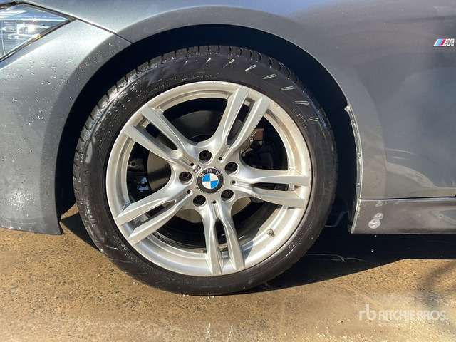 2017 BMW 320D M SPORT Automobile - Лек автомобил: снимка 5 2017 BMW 320D M SPORT Automobile - Лек автомобил: снимка 5