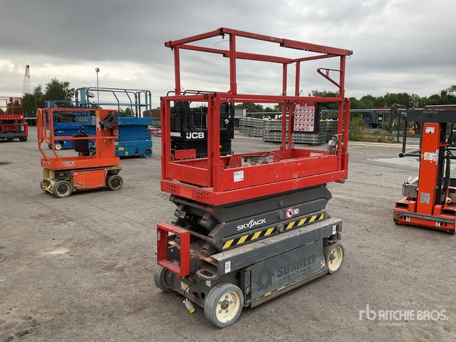 2017 Skyjack SJlll-3219 Electric Scissor Lift - Ножична работна платформа: снимка 3 2017 Skyjack SJlll-3219 Electric Scissor Lift - Ножична работна платформа: снимка 3