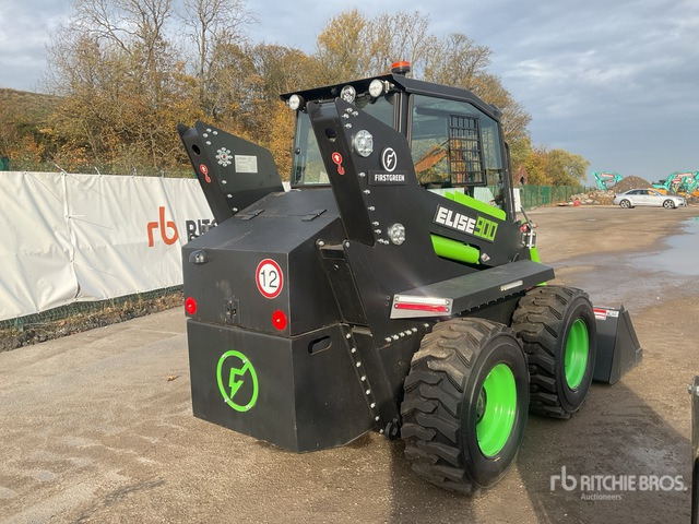 2021 Kovaco Elise 900 Electric Skid Steer Loader - Мини челен товарач: снимка 3 2021 Kovaco Elise 900 Electric Skid Steer Loader - Мини челен товарач: снимка 3