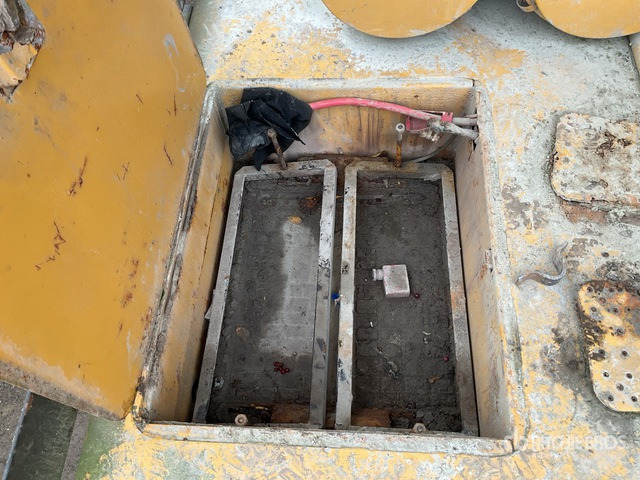 Cat 771D Haul Truck - Кариерен самосвал: снимка 3 Cat 771D Haul Truck - Кариерен самосвал: снимка 3