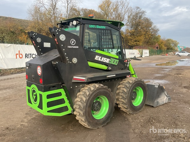 Kovaco Elise 900 Skid Steer Loader - Мини челен товарач: снимка 4 Kovaco Elise 900 Skid Steer Loader - Мини челен товарач: снимка 4