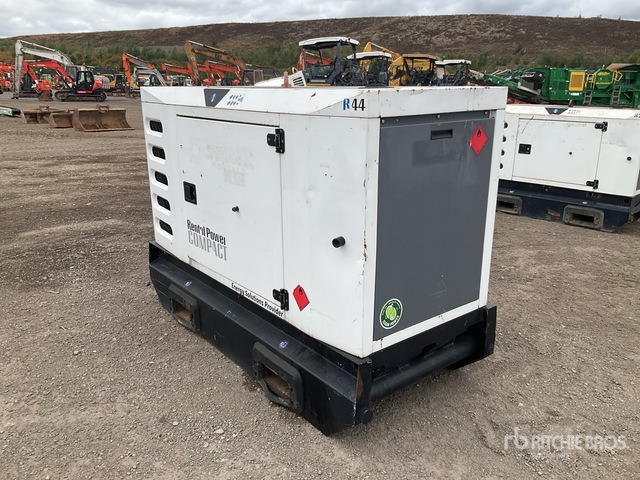 Sdmo R44 Generator Set - Електрогенератор: снимка 3 Sdmo R44 Generator Set - Електрогенератор: снимка 3