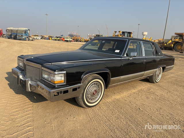 1990 Cadillac Brougham Automobile - Лек автомобил: снимка 1 1990 Cadillac Brougham Automobile - Лек автомобил: снимка 1
