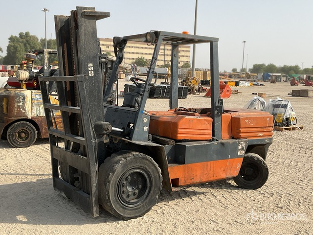 1995 Toyota 5FDA50 5 ton (Inoperable) Forklift - Дизелов мотокар: снимка 2 1995 Toyota 5FDA50 5 ton (Inoperable) Forklift - Дизелов мотокар: снимка 2
