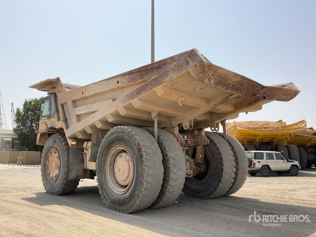 2001 Komatsu HD785-5 - Кариерен самосвал: снимка 3 2001 Komatsu HD785-5 - Кариерен самосвал: снимка 3