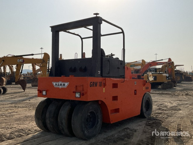 2003 Hamm GRW18 8 Wheel Pneumatic Roller - Пневматичен валяк: снимка 5 2003 Hamm GRW18 8 Wheel Pneumatic Roller - Пневматичен валяк: снимка 5