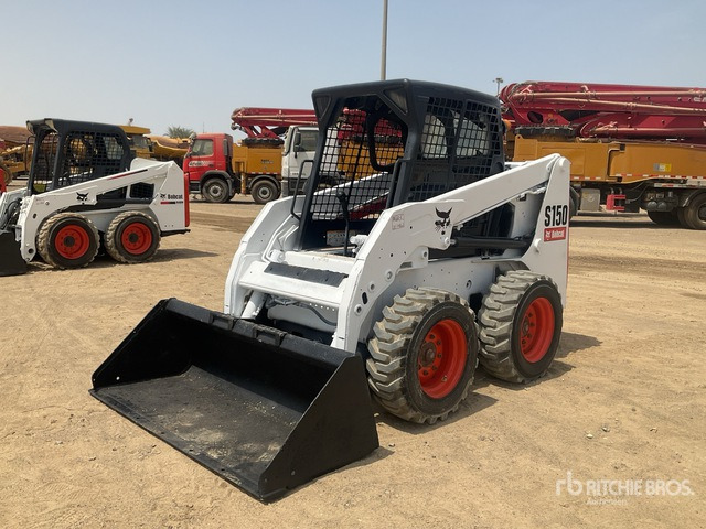 2004 Bobcat S150 - Мини челен товарач: снимка 1 2004 Bobcat S150 - Мини челен товарач: снимка 1
