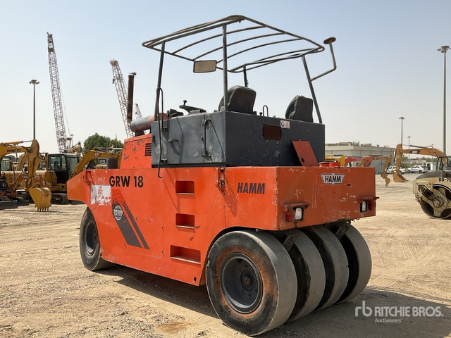 2004 Hamm GRW18 8 Wheel Pneumatic Roller - Пневматичен валяк: снимка 4 2004 Hamm GRW18 8 Wheel Pneumatic Roller - Пневматичен валяк: снимка 4