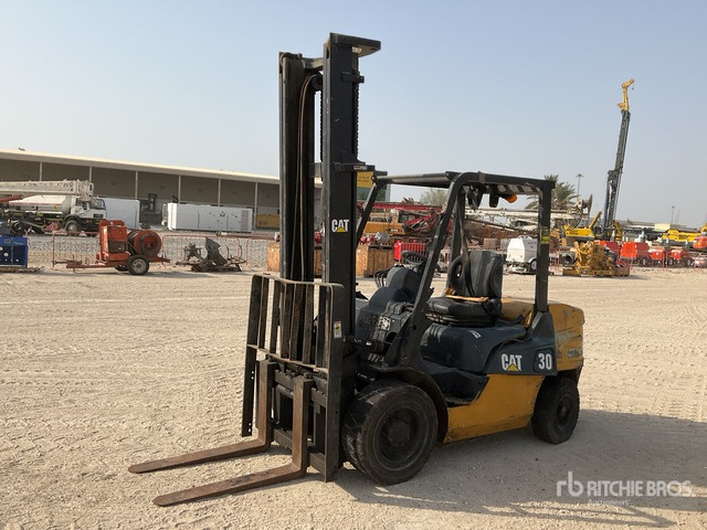 2006 Cat DE30NT 3 ton Forklift - Дизелов мотокар: снимка 1 2006 Cat DE30NT 3 ton Forklift - Дизелов мотокар: снимка 1
