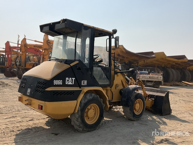 2007 Cat 906 - Колесен товарач: снимка 4 2007 Cat 906 - Колесен товарач: снимка 4