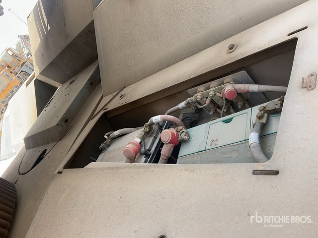 2007 Grove RT700E 55 ton 4x4x4 (Inoperable) Rough Terrain Crane - Кран за пресечени терени: снимка 5 2007 Grove RT700E 55 ton 4x4x4 (Inoperable) Rough Terrain Crane - Кран за пресечени терени: снимка 5