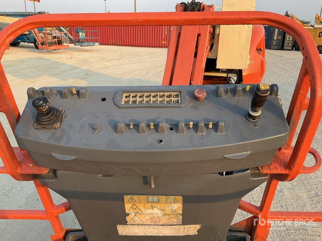 2007 JLG 450AJ 4WD Diesel Articulating Boom Lift - Артикулираща платформа: снимка 5 2007 JLG 450AJ 4WD Diesel Articulating Boom Lift - Артикулираща платформа: снимка 5