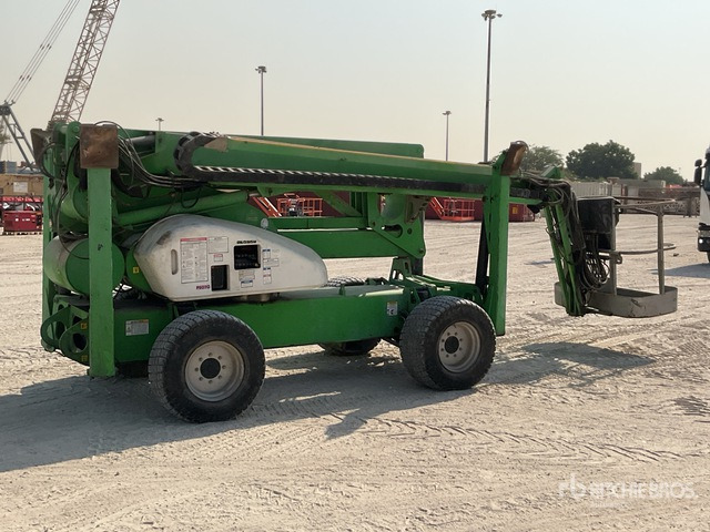 2007 Nifty-Lift 210SD 4WD Diesel Articulating Boom Lift - Артикулираща платформа: снимка 3 2007 Nifty-Lift 210SD 4WD Diesel Articulating Boom Lift - Артикулираща платформа: снимка 3